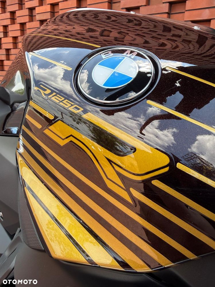 BMW R - 8