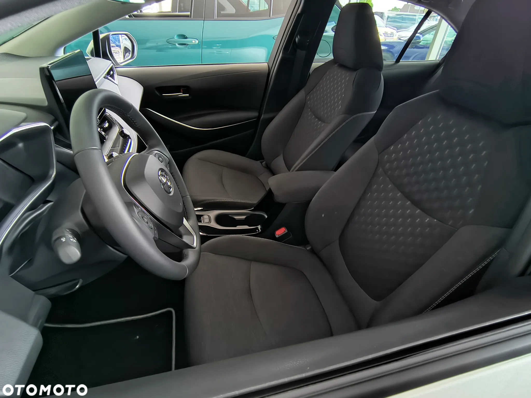 Toyota Corolla 1.8 Hybrid Style - 3