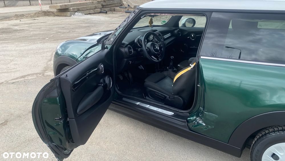 MINI Cooper Seven - 7