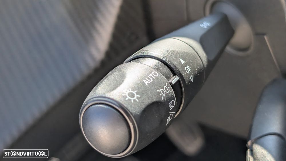 Peugeot 208 1.2 PureTech Active Pack - 13