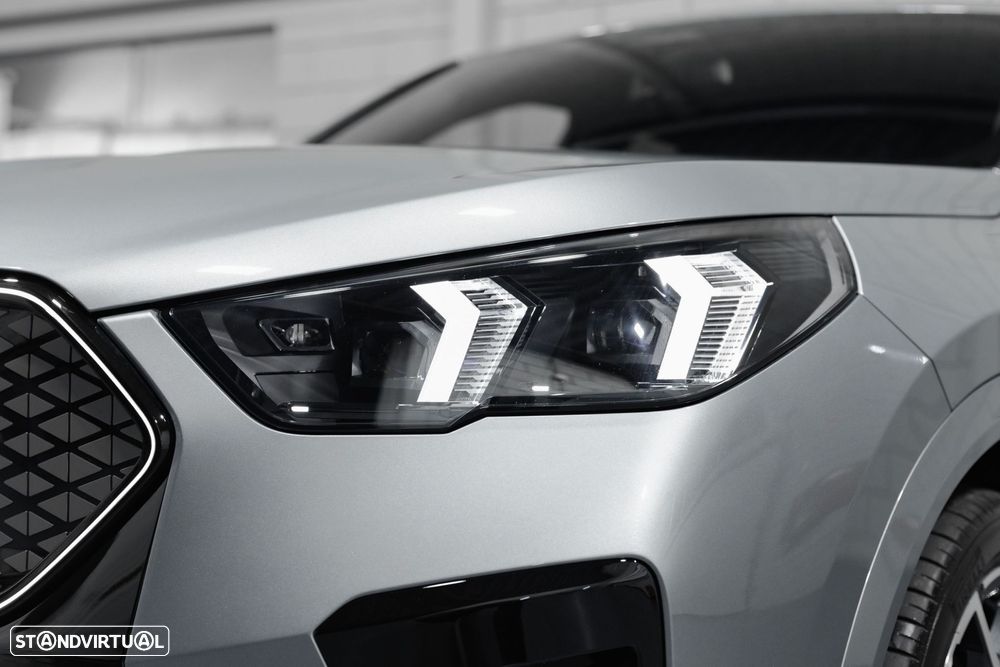 BMW iX2 xDrive30 Pack Desportivo M Pro - 34