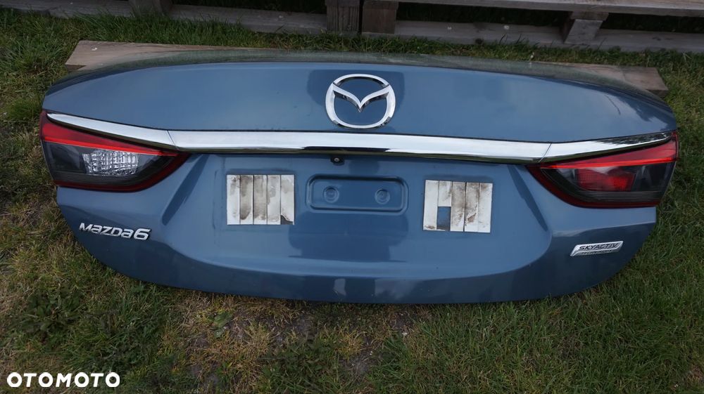 Mazda 6 GJ sedan tylna klapa bagaznika kolor  42B