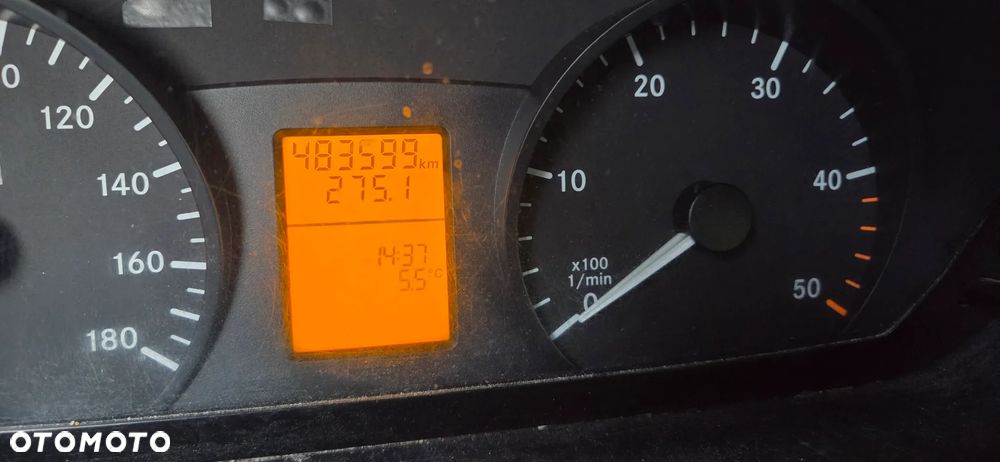 Mercedes-Benz Sprinter - 9