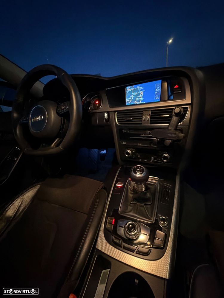 Audi A5 2.0 TDI Business Line Sport - 21