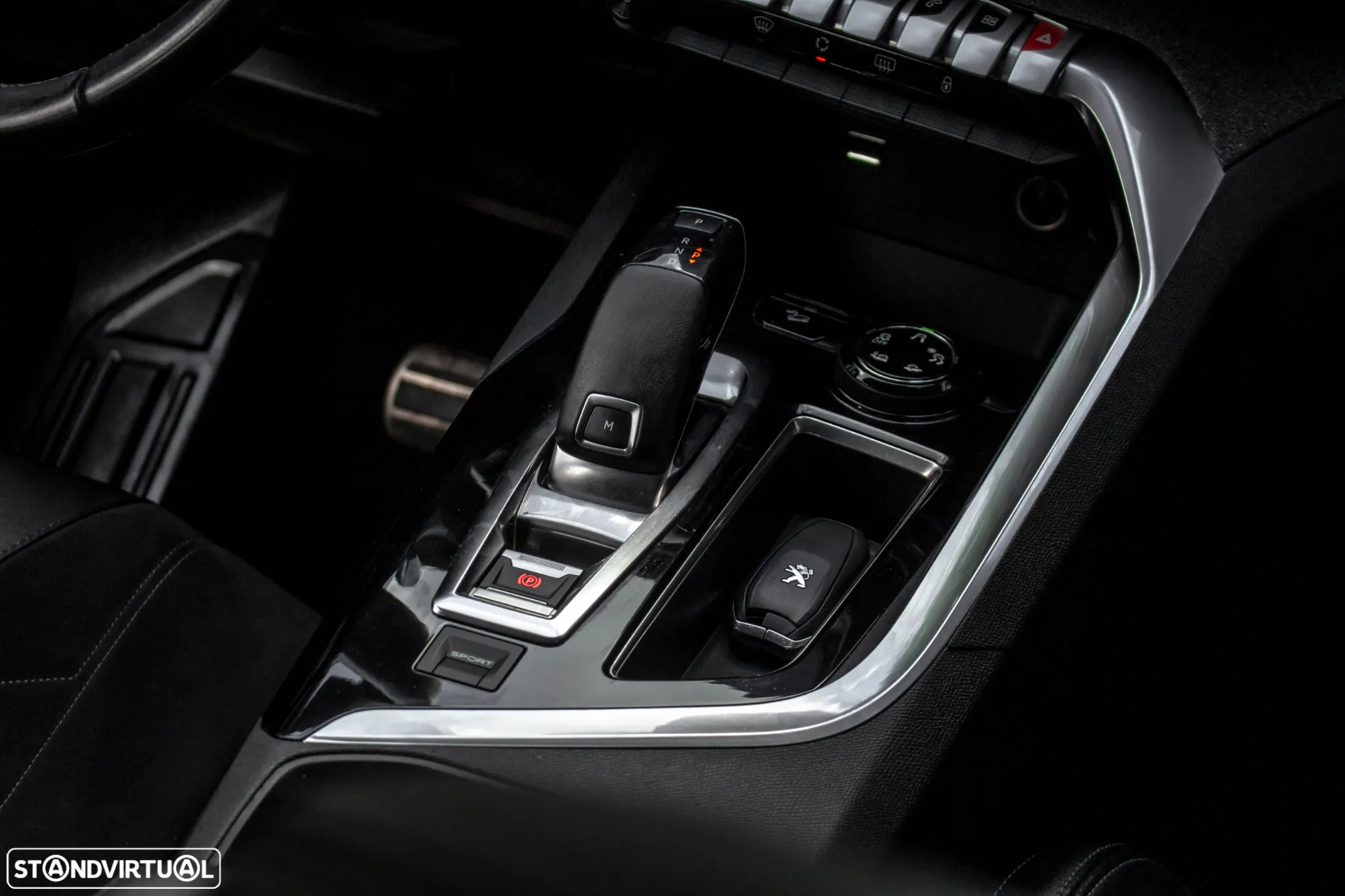 Peugeot 5008 1.2 PureTech Allure Pack EAT8 - 39