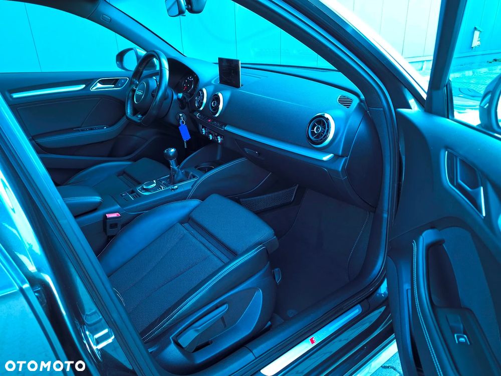 Audi A3 Sportback 1.4 TFSI cylinder on demand ultra S line Sportpaket - 20