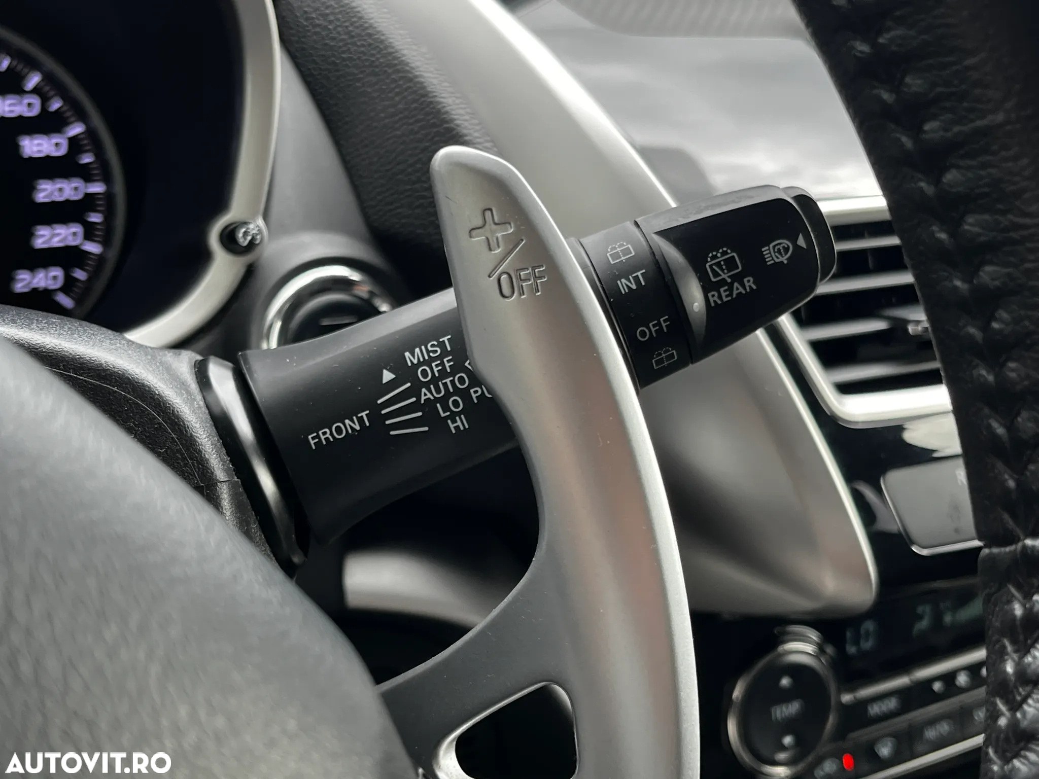 Mitsubishi Eclipse-Cross 1.5-litre 16-valve DOHC MIVEC 4X4 Intense+ Aut. - 18