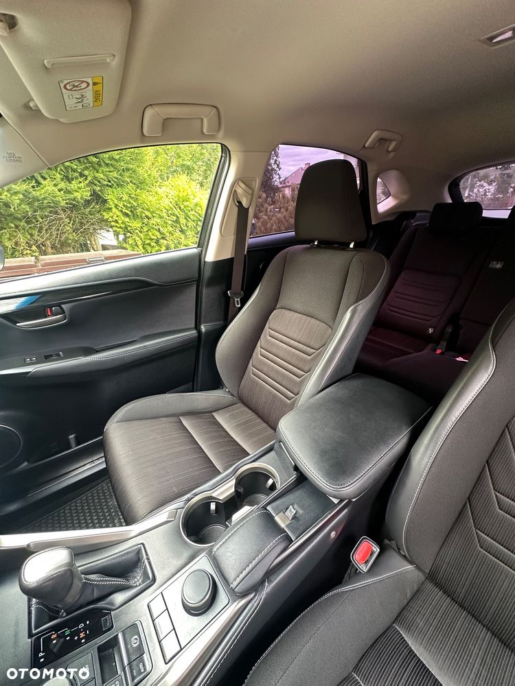 Lexus NX 200t Elegance AWD - 16