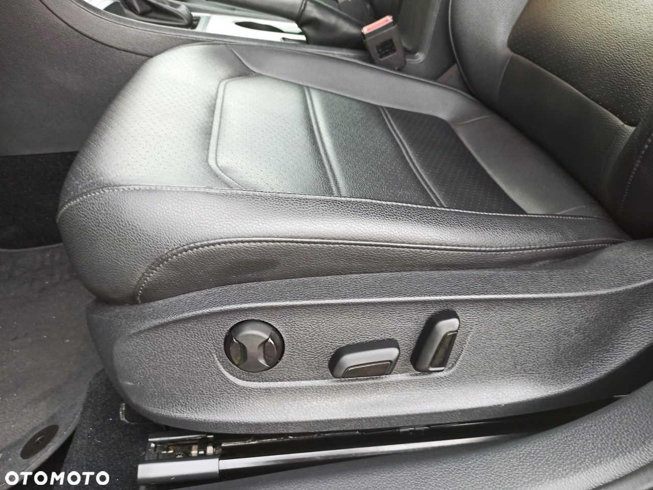 Volkswagen Passat 2.0 TSI BMT Highline DSG - 17