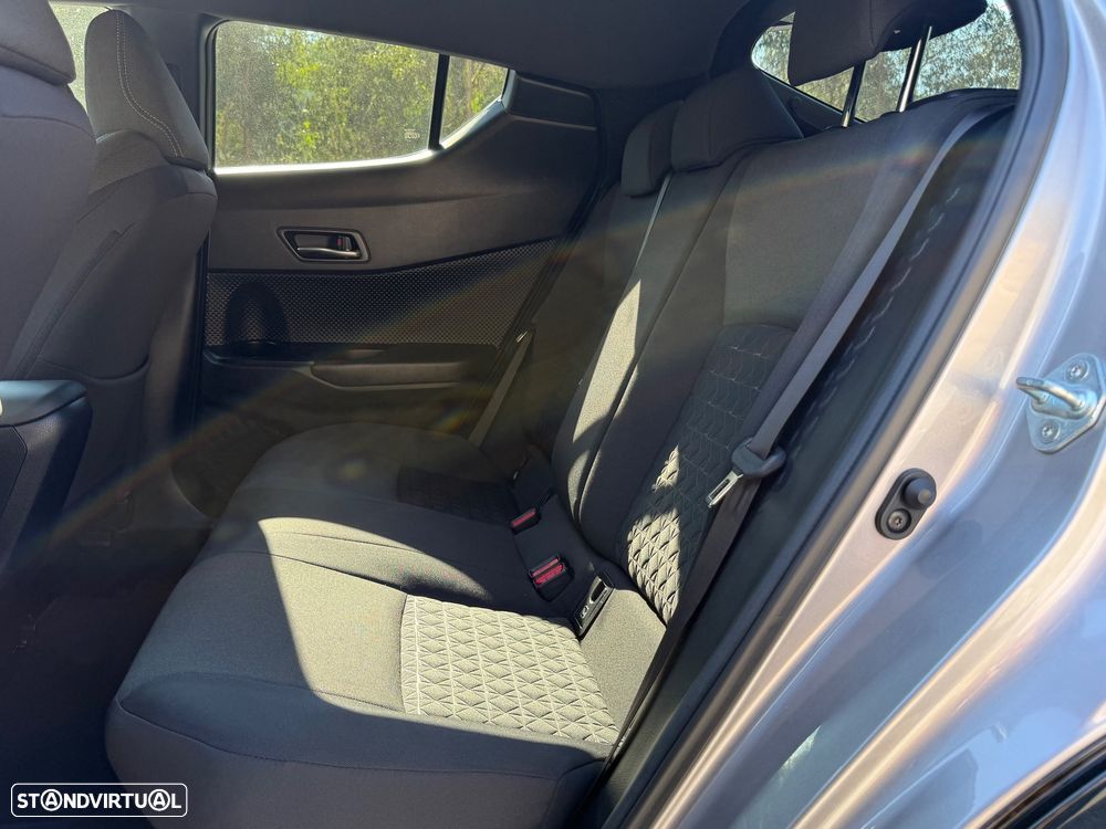 Toyota C-HR 1.8 Hybrid Square Collection - 6