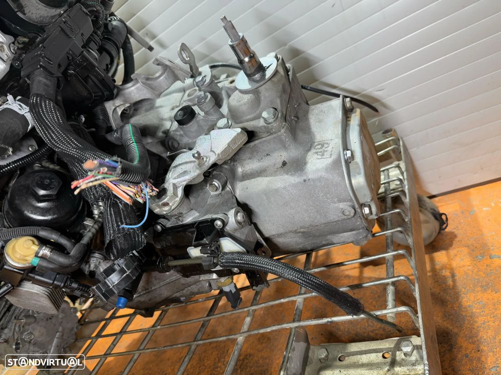 Caixa de Velocidades Peugeot 308/3008 1.6 Hdi Ref: 20EA23 - 1