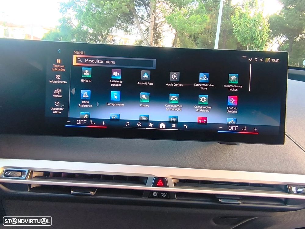 BMW iX xDrive40 - 17