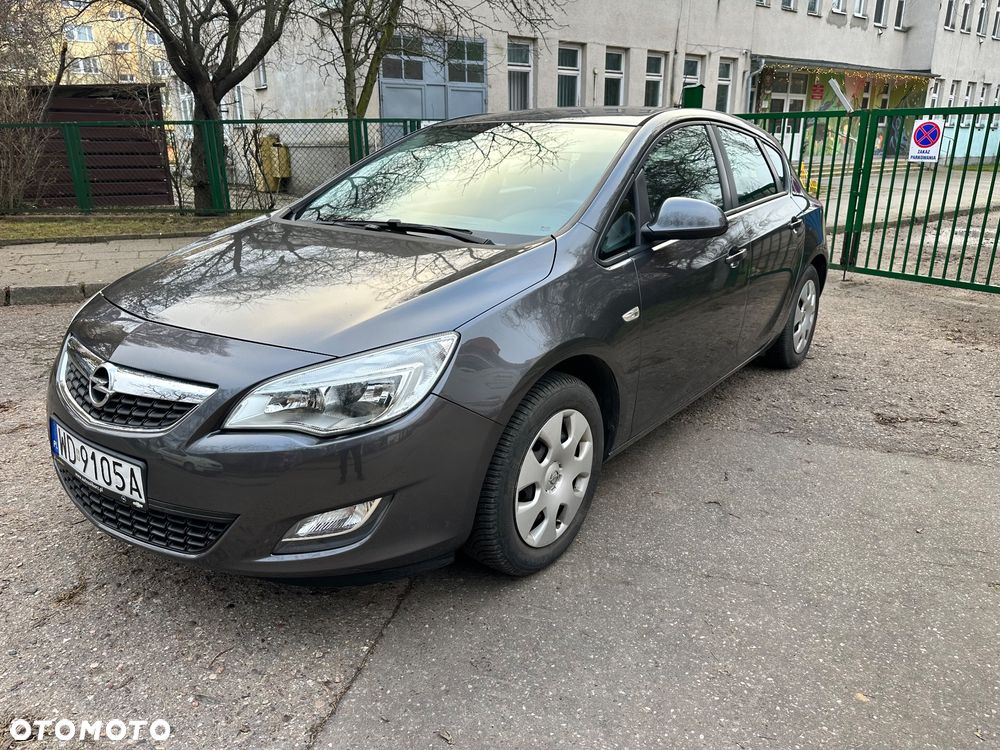 Opel Astra 1.4 Cosmo - 1
