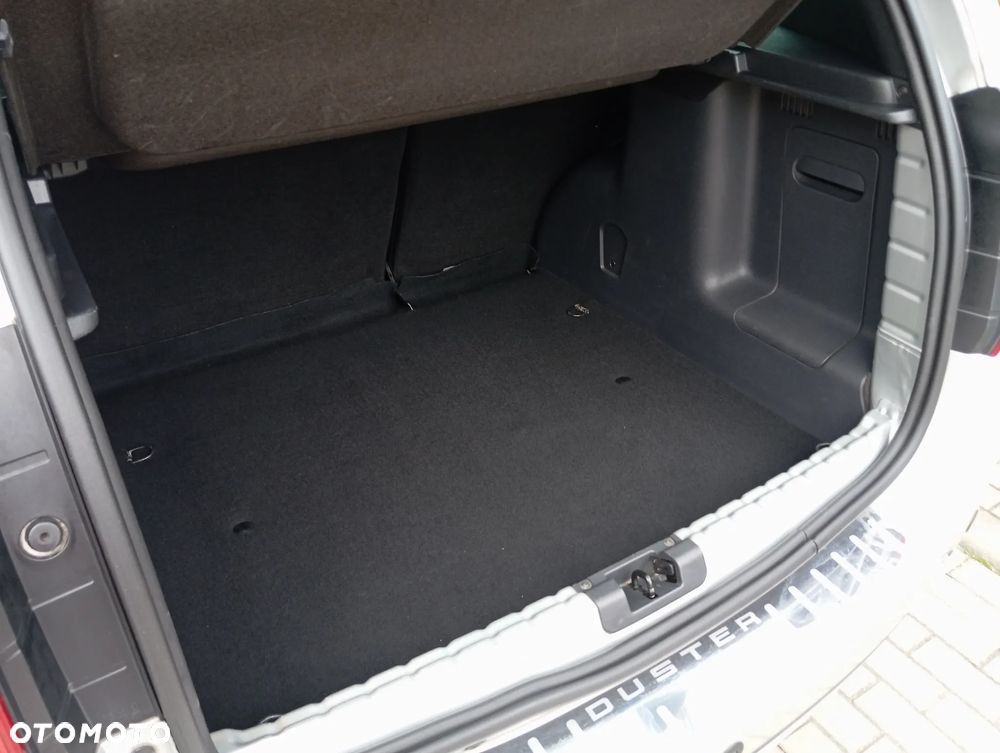 Dacia Duster 1.6 Laureate - 28