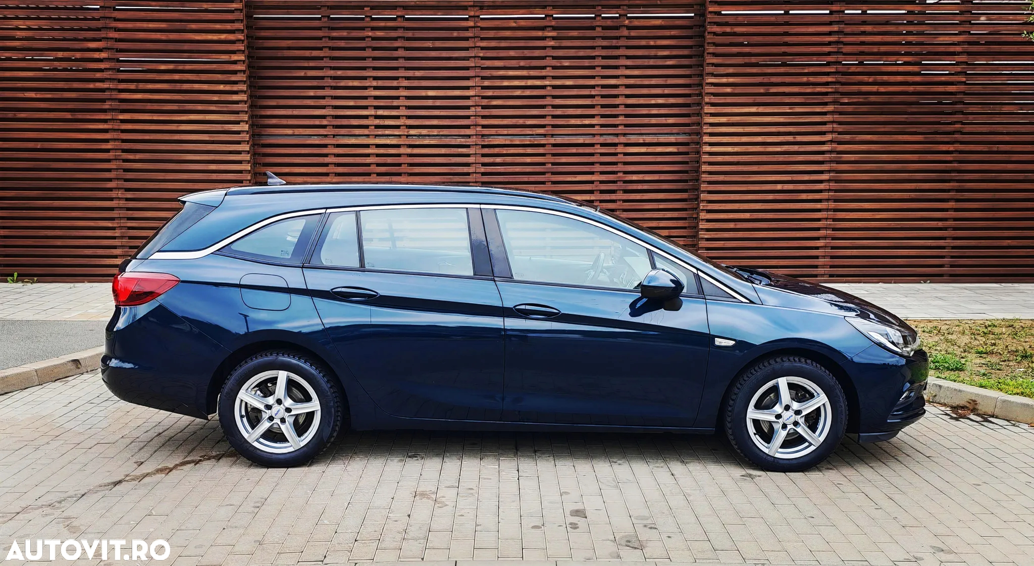 Opel Astra 1.6 D (CDTI) Sports Tourer Innovation - 6