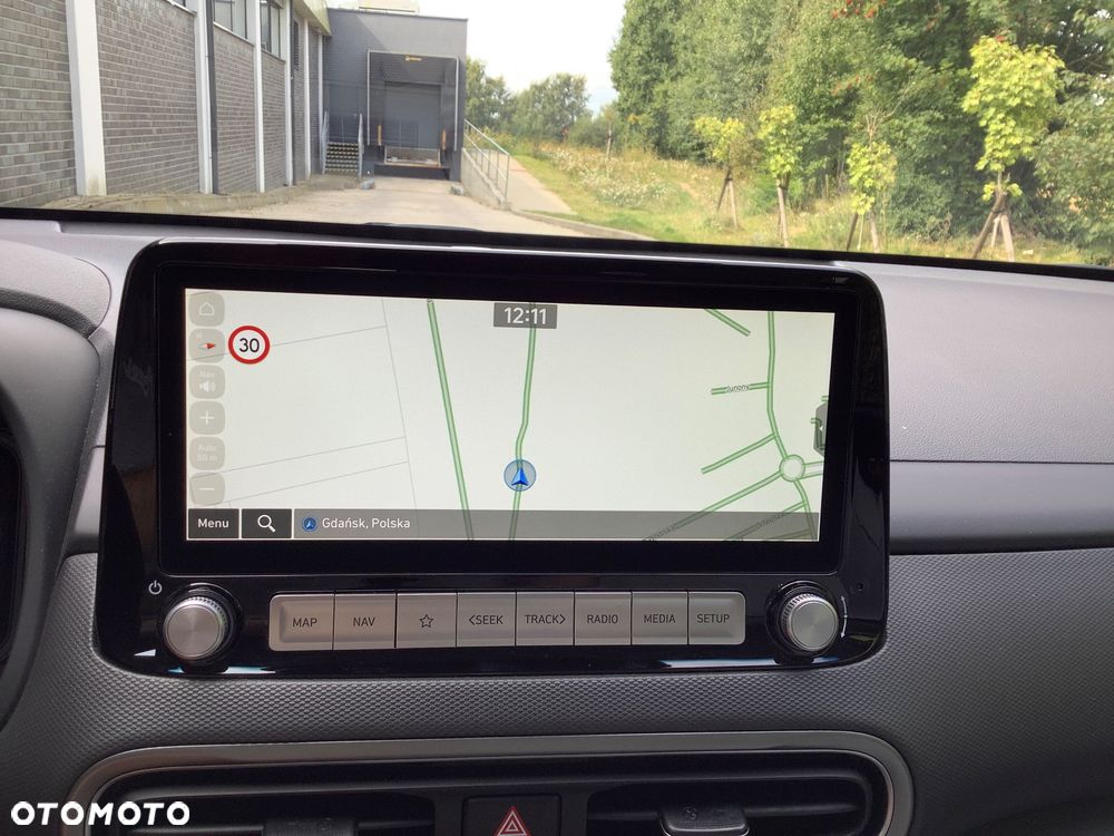 Hyundai Kona 64kWh Executive - 34
