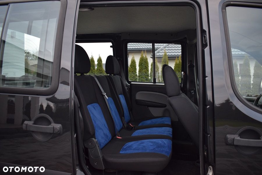 Fiat Doblo 1.9 JTD Family Premius - 11