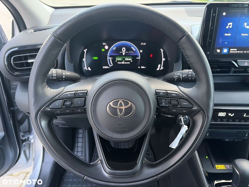 Toyota Yaris Hybrid 1.5 Style - 12