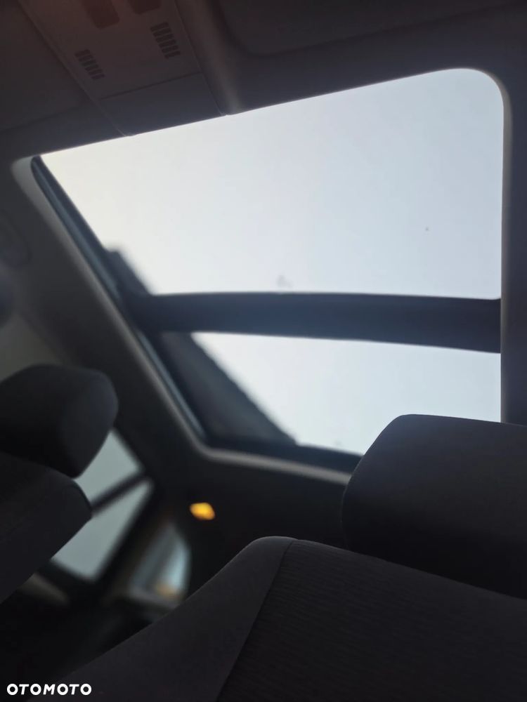 BMW X1 sDrive20d - 12