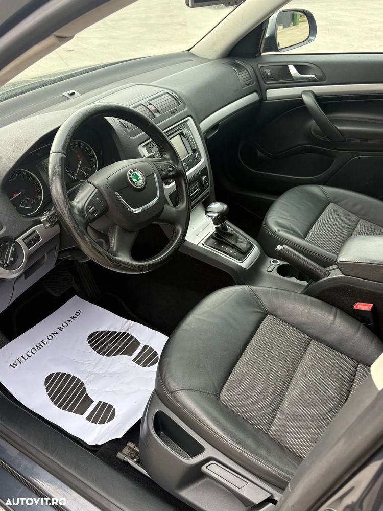 Skoda Octavia 2.0 TDI Business DSG - 9
