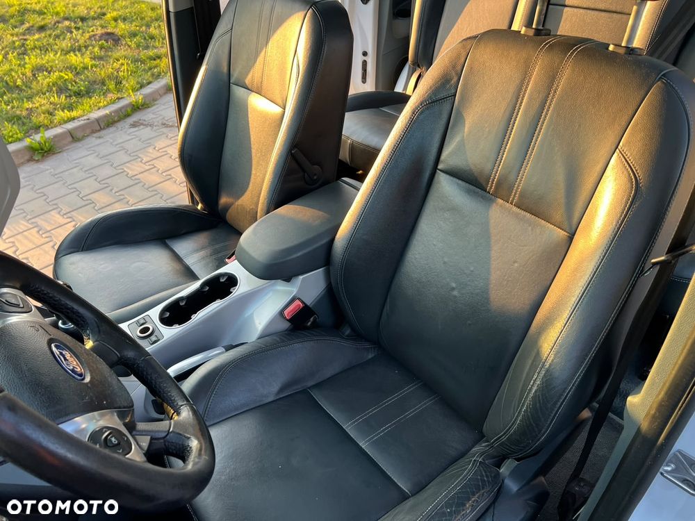 Ford Grand C-MAX 2.0 TDCi Champions Edition - 14