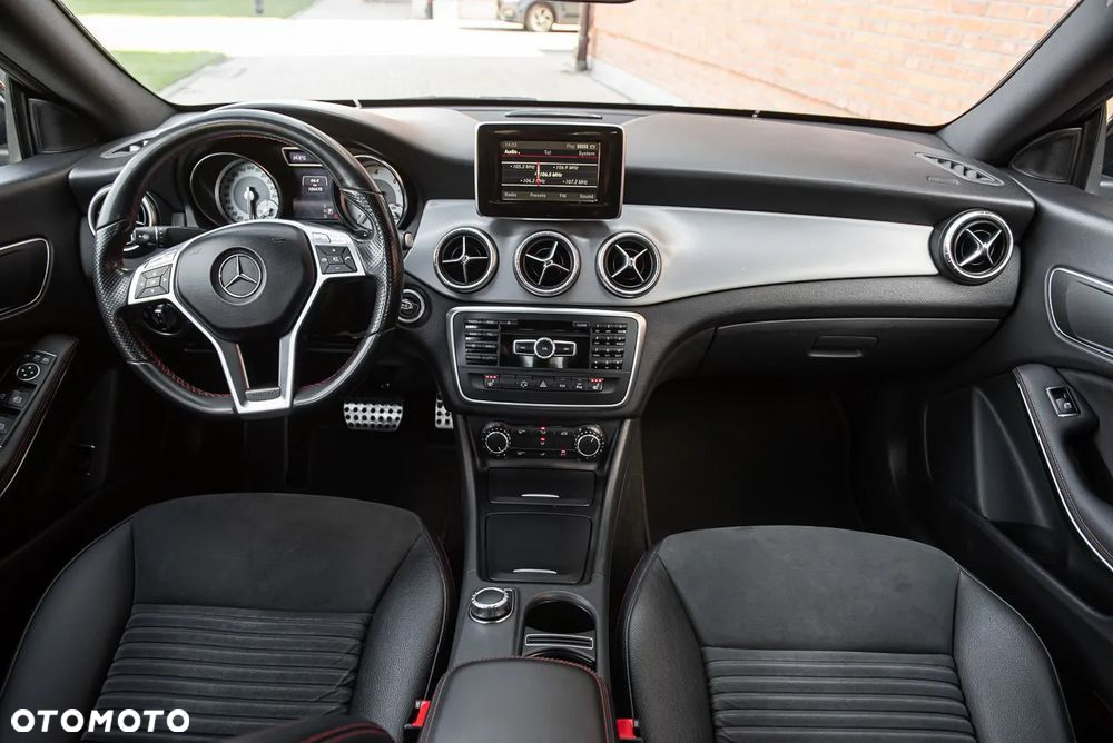 Mercedes-Benz CLA 220 d 7G-DCT AMG Line - 15