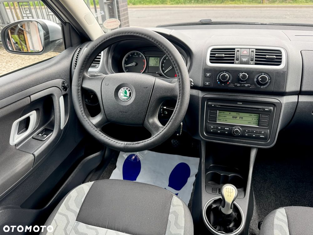 Skoda Fabia 1.4 16V Ambiente - 18