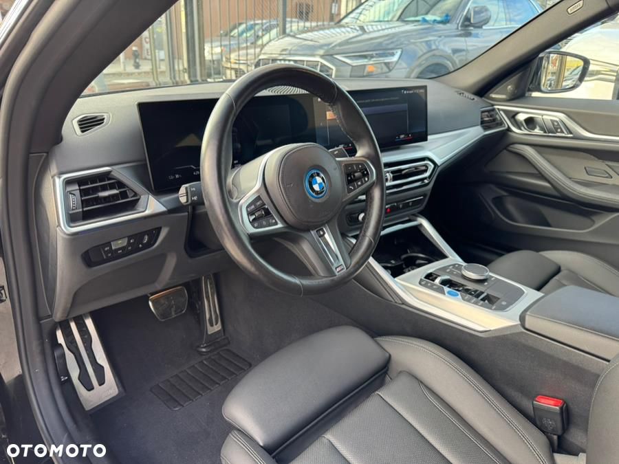 BMW i4 - 9