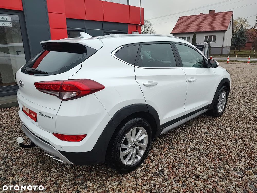 Hyundai Tucson 2.0 CRDI BlueDrive Style 2WD - 2