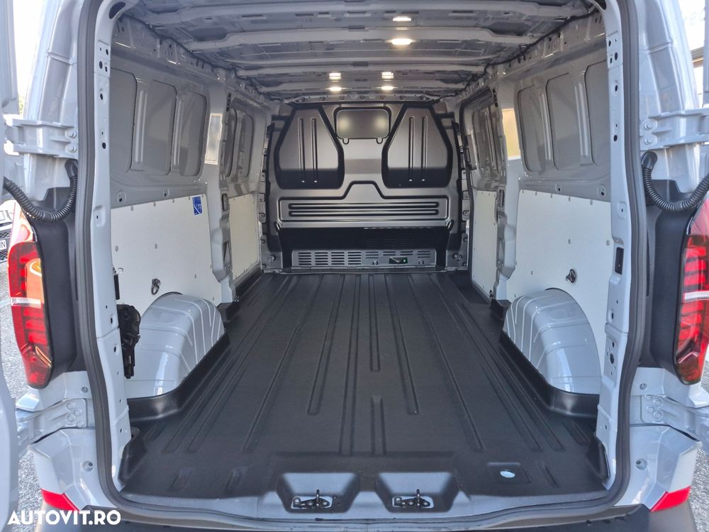 Volkswagen Transporter Plus 2.0 TDI 81kW LR - 16