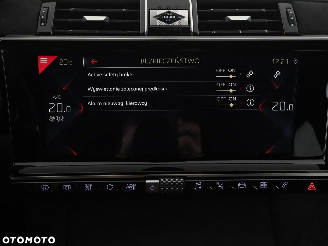 DS Automobiles DS 7 Crossback 1.6 PureTech Performance Line + - 28