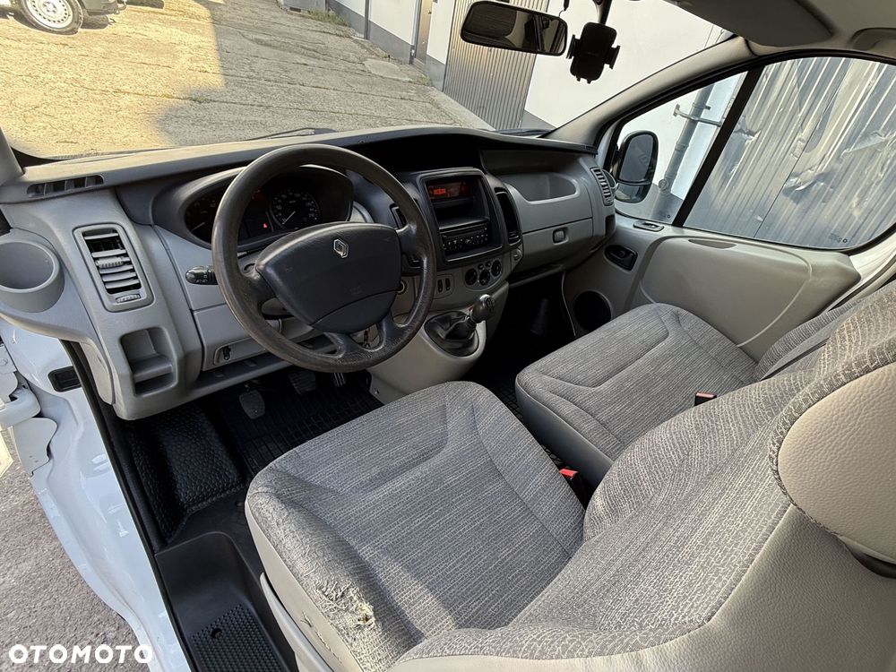 Renault Trafic - 9