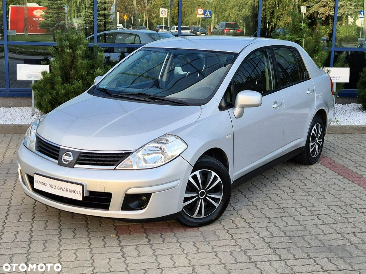 Nissan Tiida - 17