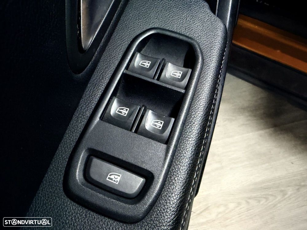 Dacia Duster 1.2 TCe Prestige - 16