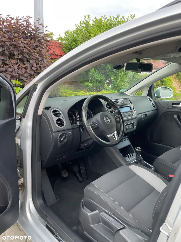 Volkswagen Golf Plus 1.2 TSI Comfortline - 12