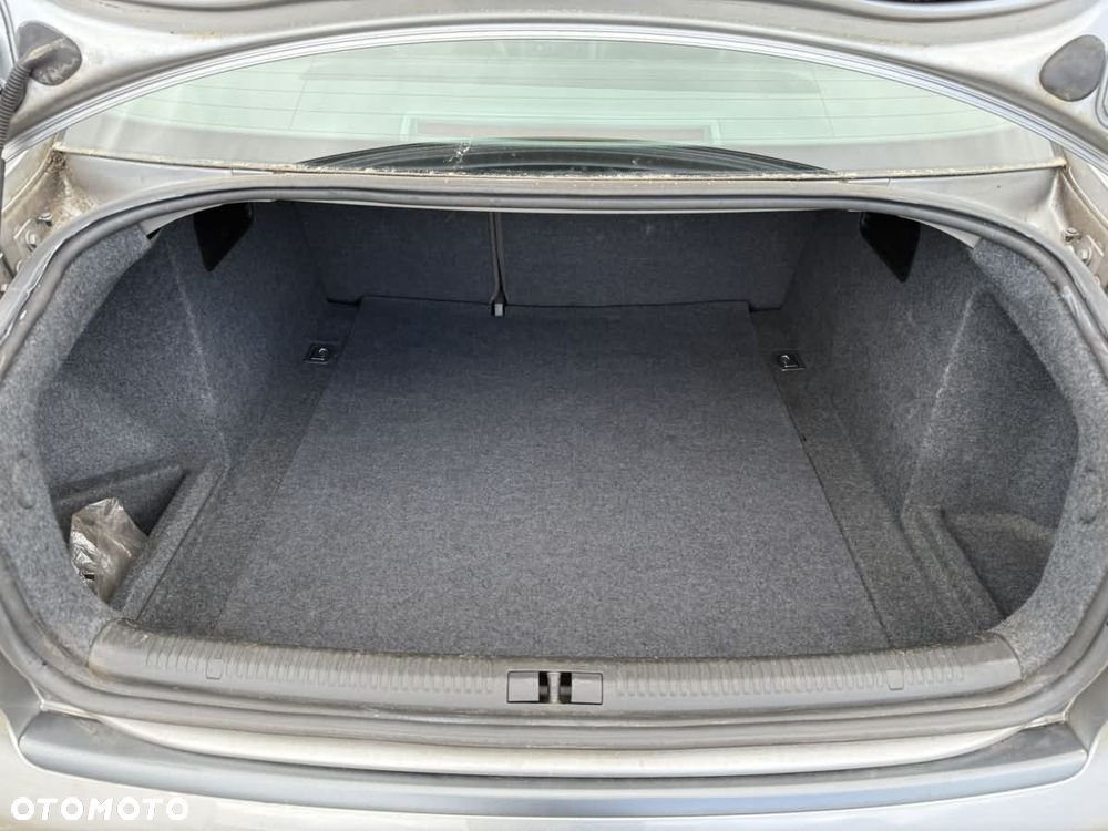 Audi A4 Limousine - 20