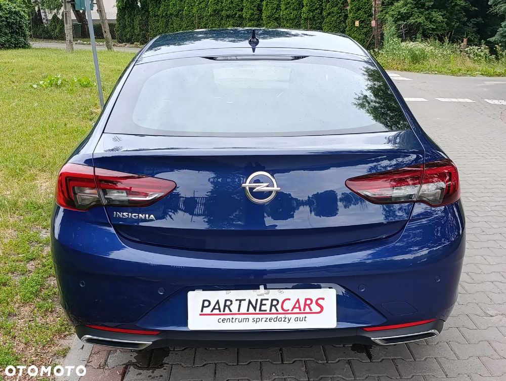 Opel Insignia 2.0 T Elegance S&S - 9