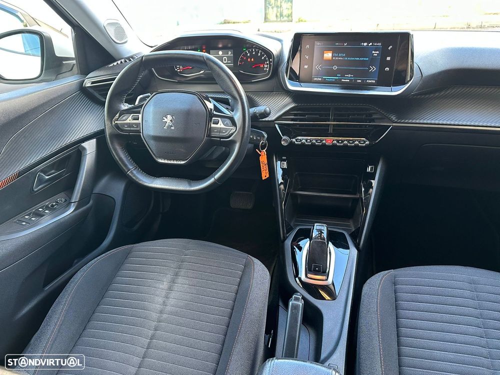 Peugeot 2008 1.2 PureTech Allure EAT6 - 7