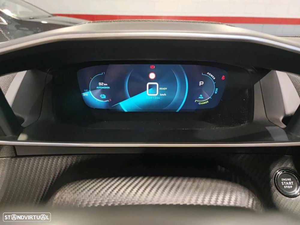 Peugeot e-2008 50 kWh GT - 5
