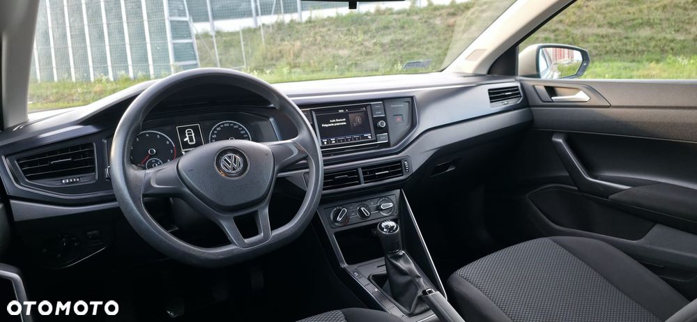 Volkswagen Polo 1.0 Trendline - 25