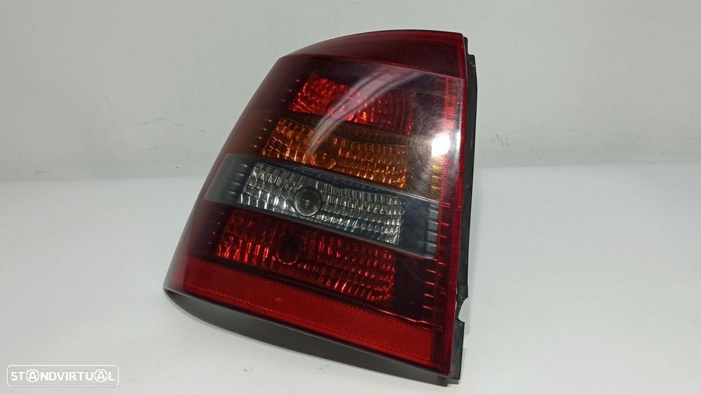 FAROLIM TRASEIRO ESQUERDO OPEL ASTRA G BERLINA COMFORT - 2
