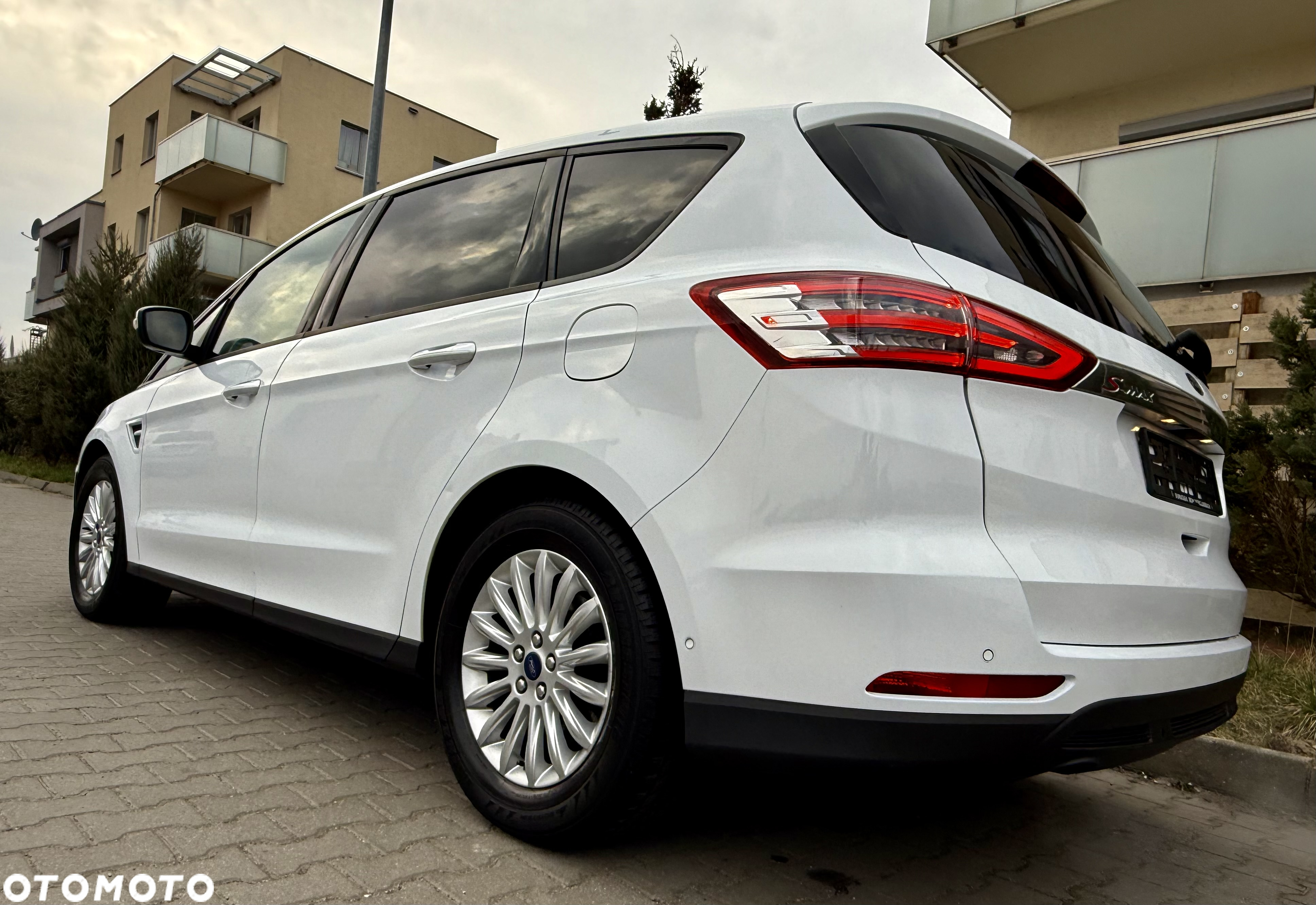 Ford S-Max 2.0 TDCi Trend PowerShift - 16