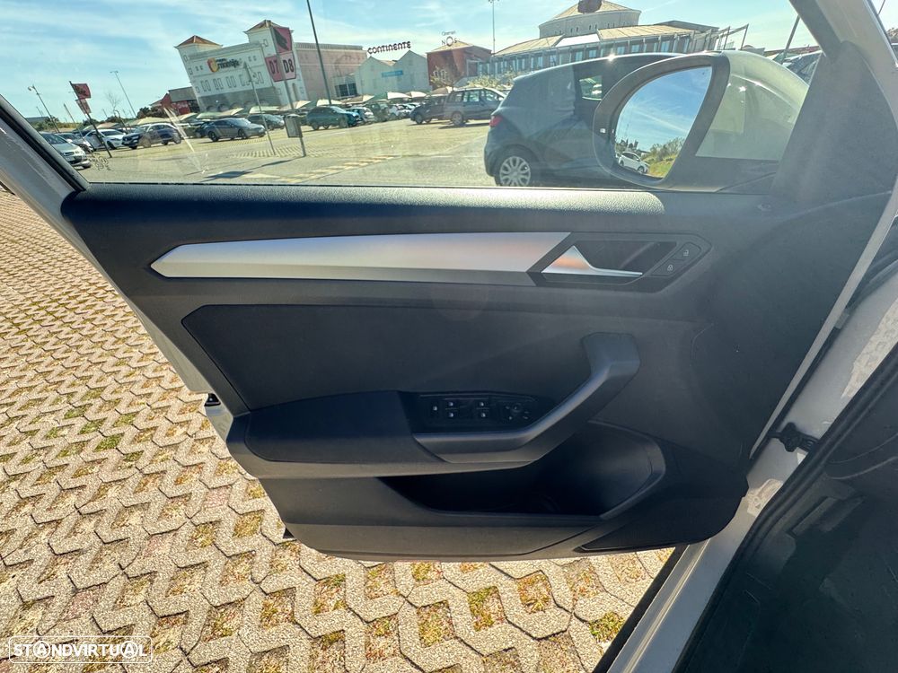 VW T-Roc 1.0 TSI Style - 34