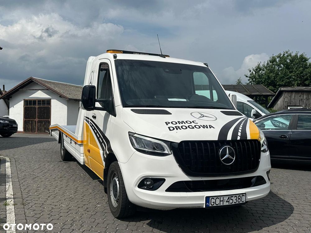 Mercedes-Benz SPRINTER - 13