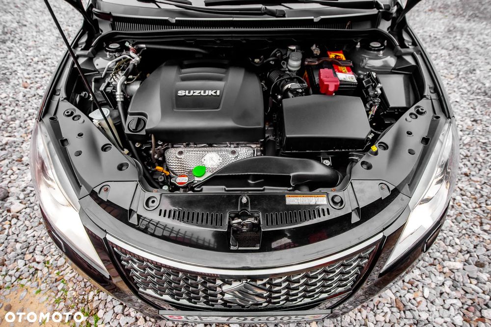 Suzuki Kizashi 2.4 Sport 4WD CVT - 15