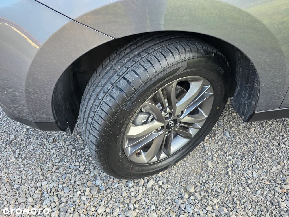 Hyundai ix35 1.7 CRDi Premium 2WD - 16