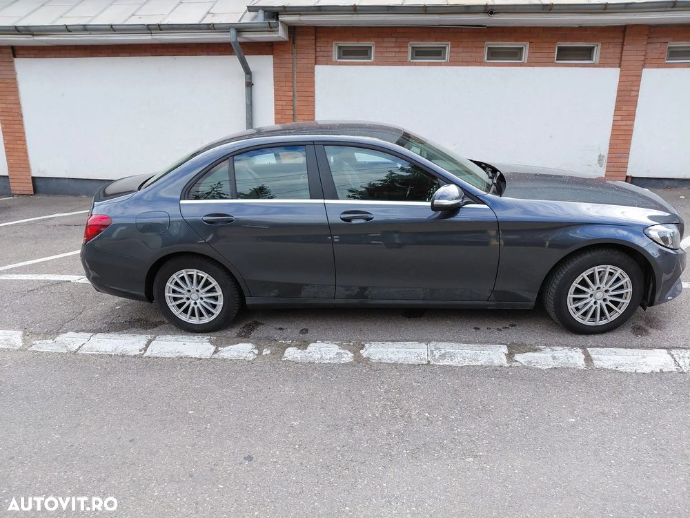 Mercedes-Benz C 220 (BlueTEC) d - 4