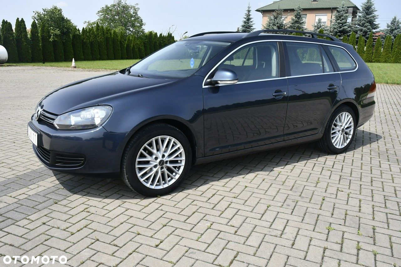 Volkswagen Golf - 8