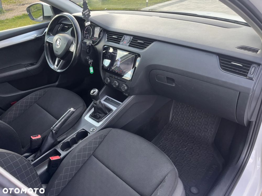 Skoda Octavia - 15