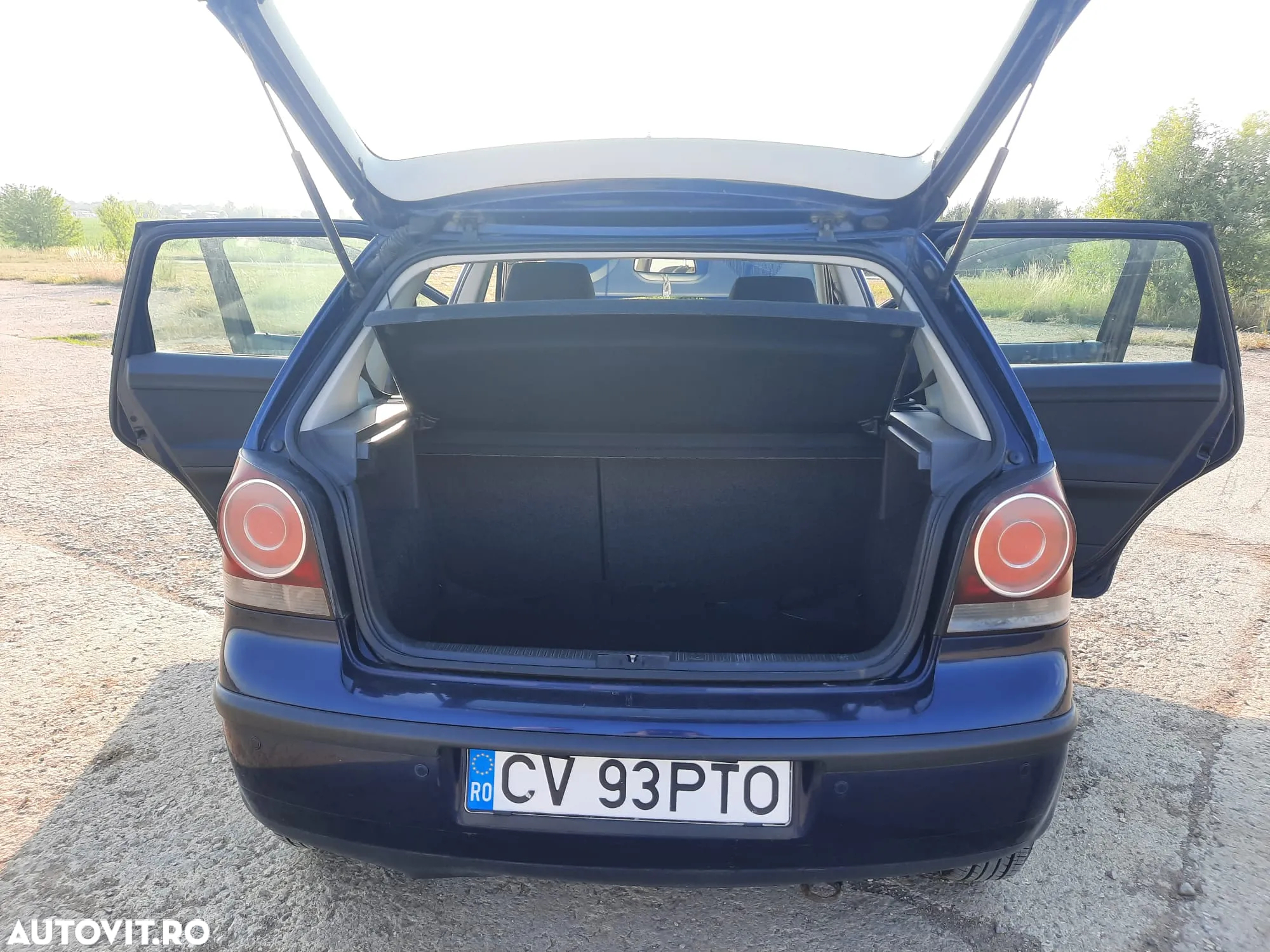 Volkswagen Polo 1.4 Comfortline - 3